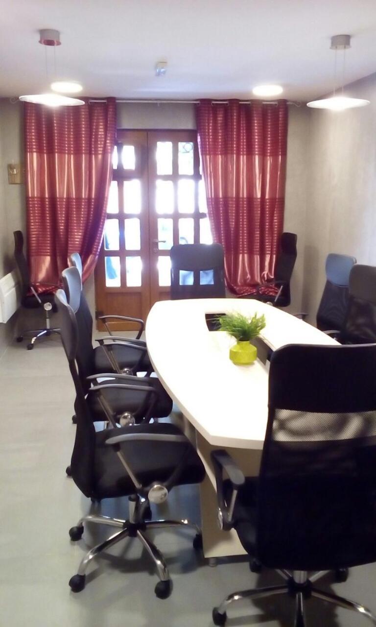 Tilia Hotel เซทินเจ ภายนอก รูปภาพ